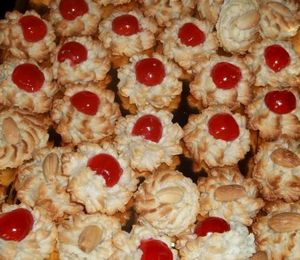 Biscotti con la pasta di mandorla